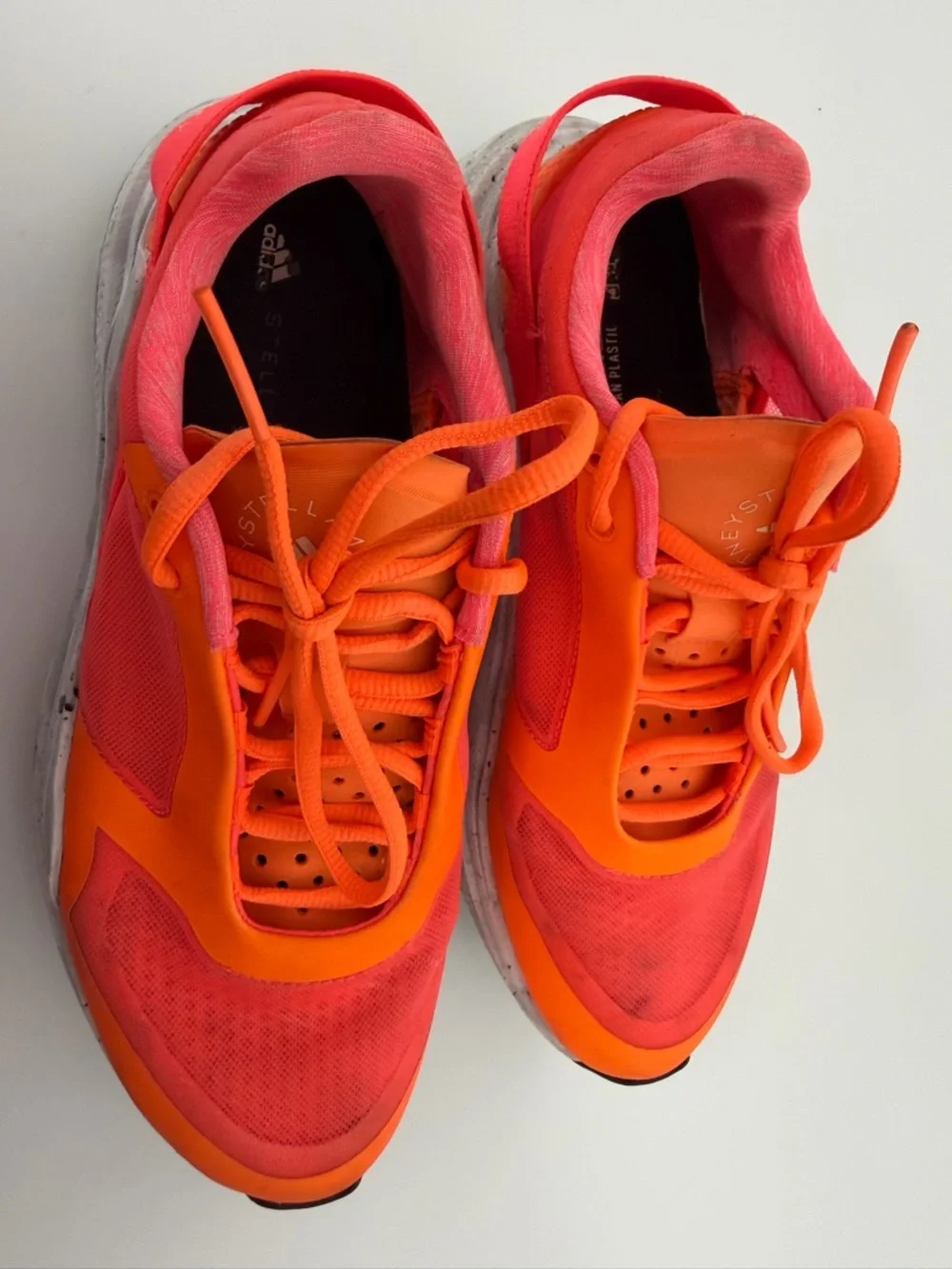 Adidas Women’s Orange &‎ Red Athletic Shoes Size 8